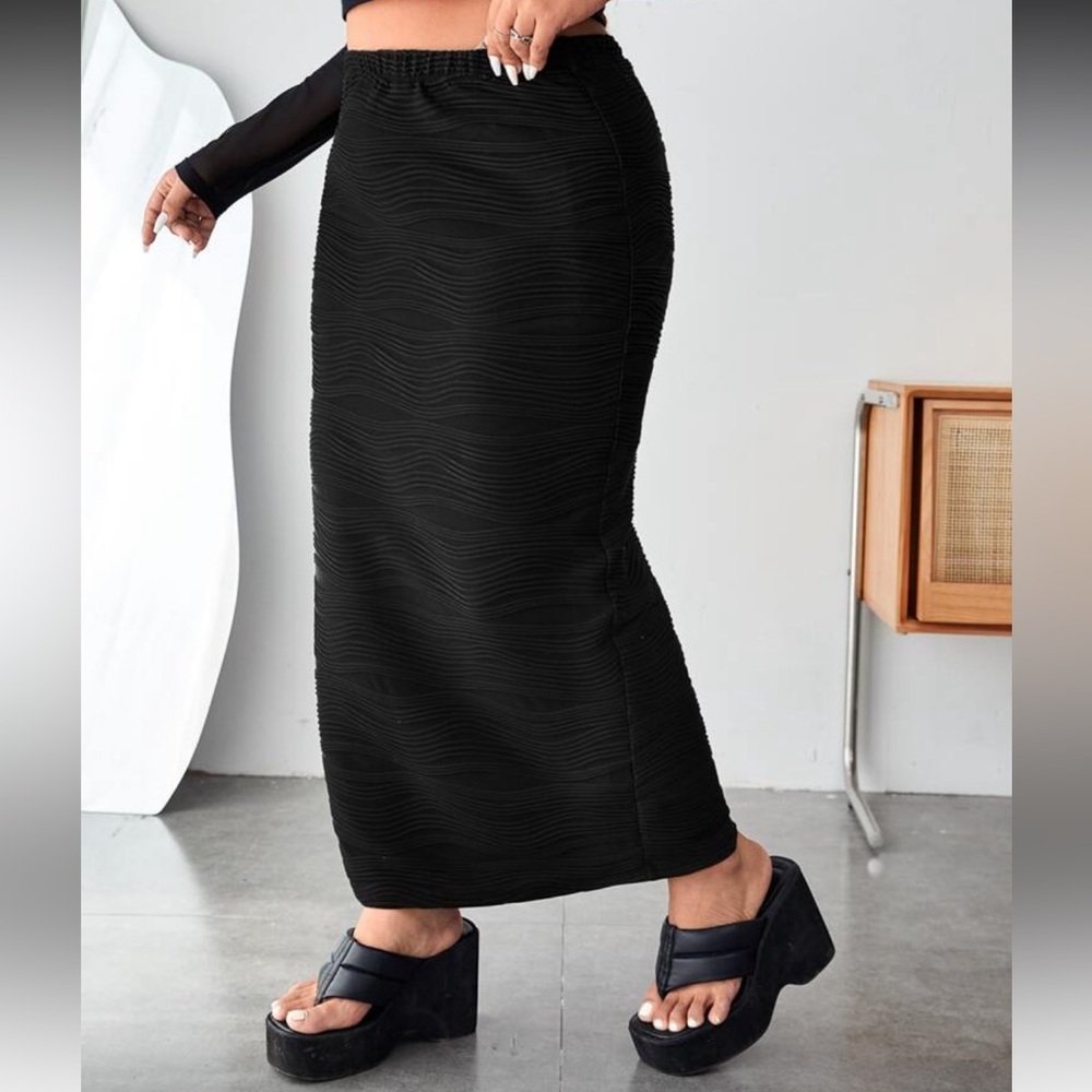 EzWear High Waisted Textured Maxi Skirt